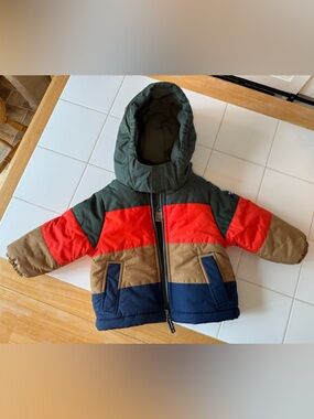 OshKosh B'gosh Toddler Boys 18M Colorblock Hooded Puffer Winter Coat Jacket